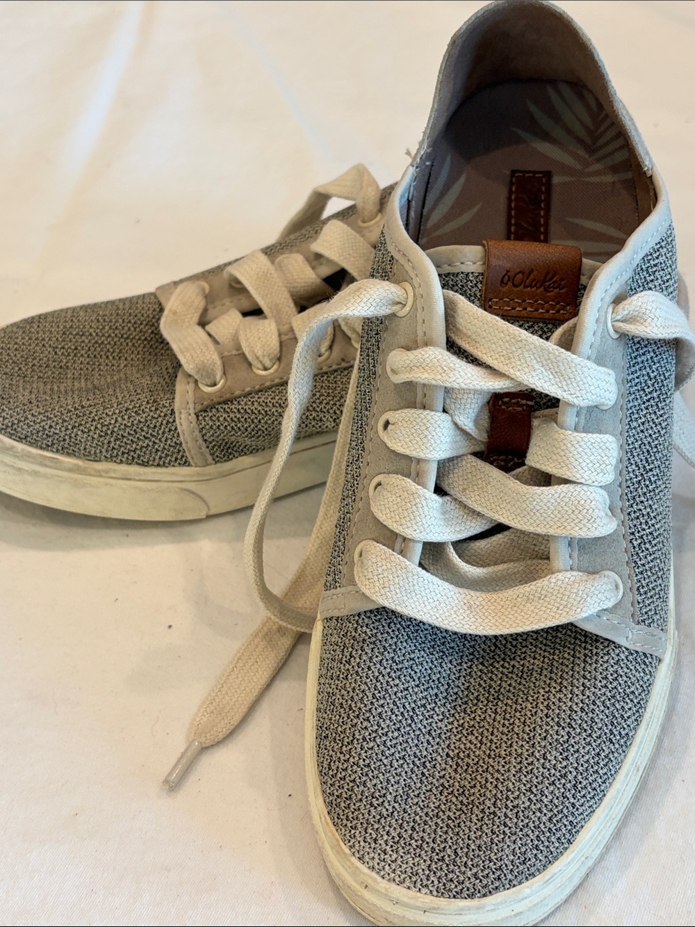 Women’s OluKai tie sneakers in taupe mesh, Sz 7.5